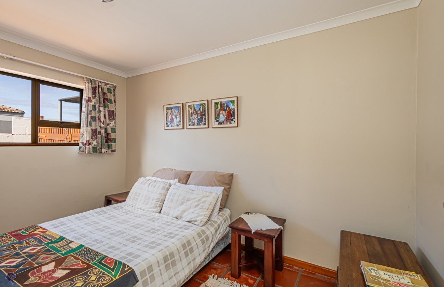 4 Bedroom Property for Sale in Country Club Western Cape